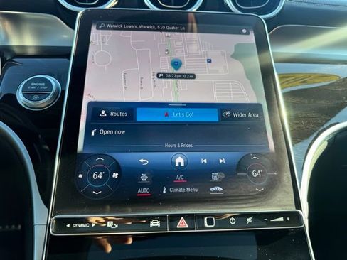 Used 2024 Mercedes-Benz GLC 300 4MATIC image 30