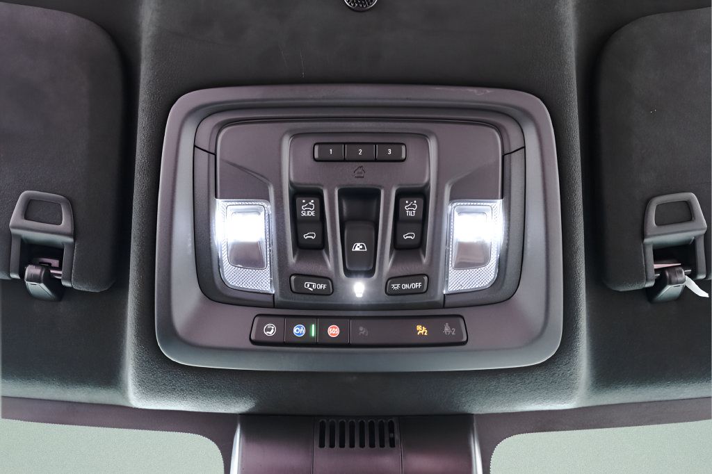 Used 2024 GMC Sierra 3500 Denali Ultimate AWD/4WD image 20