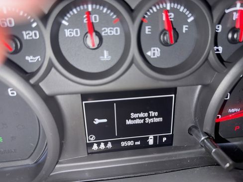 Used 2024 GMC Sierra 1500 Pro w/ Pro Value Package image 8