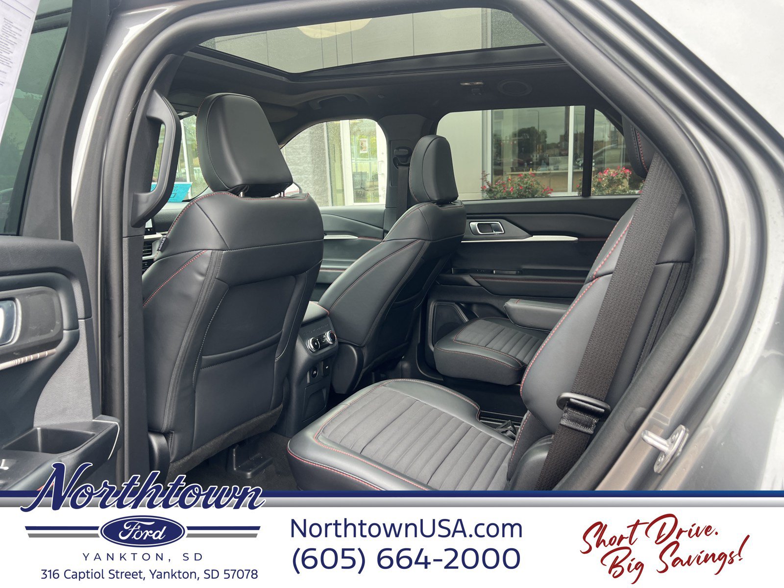 Used 2026 Ford Explorer ST-Line AWD/4WD image 25