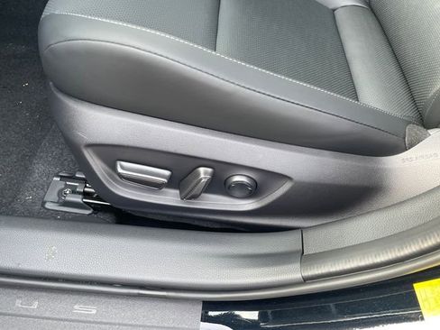 New 2026 Toyota Prius AWD image 38