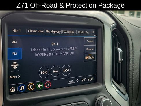 Used 2019 Chevrolet Silverado 1500 RST AWD/4WD image 18