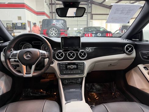 Used 2014 Mercedes-Benz CLA 250 image 20
