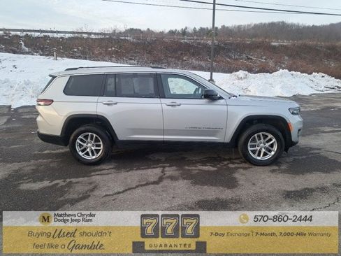 Used 2023 Jeep Grand Cherokee L Laredo image 4