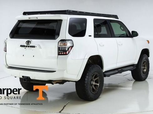 Used 2014 Toyota 4Runner 4WD image 9