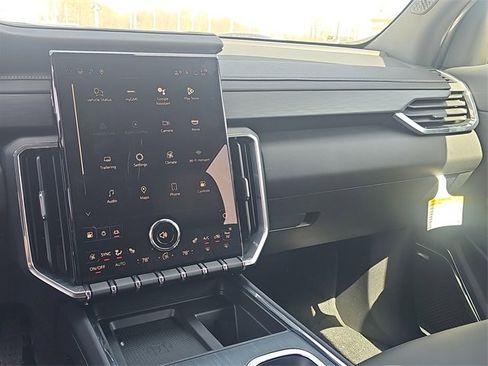 New 2025 GMC Acadia Elevation w/ Elevation Premium Package image 13