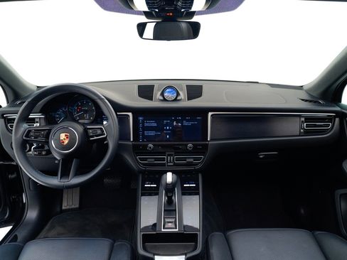 Used 2022 Porsche Macan GTS image 18