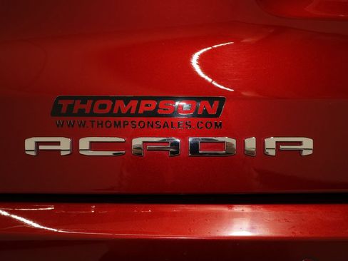Used 2023 GMC Acadia Denali w/ Denali Ultimate Package FWD image 39