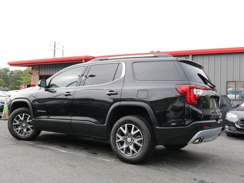 Used 2023 GMC Acadia SLT image 7