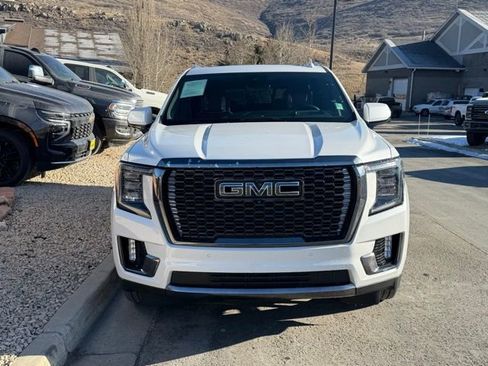 Used 2024 GMC Yukon Denali Ultimate AWD/4WD image 5
