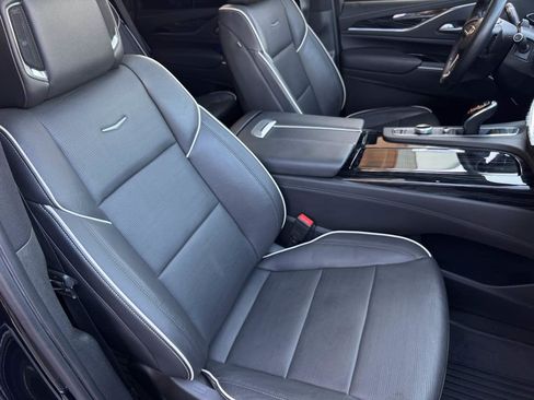 Used 2023 Cadillac Escalade Sport w/ LPO, ONYX Package AWD/4WD image 31