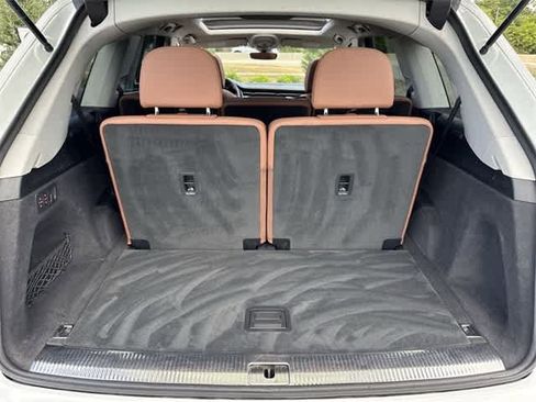 Used 2020 Audi Q7 3.0T Premium Plus image 27