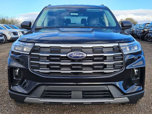 New 2026 Ford Explorer Active w/ Active Comfort Package image 2