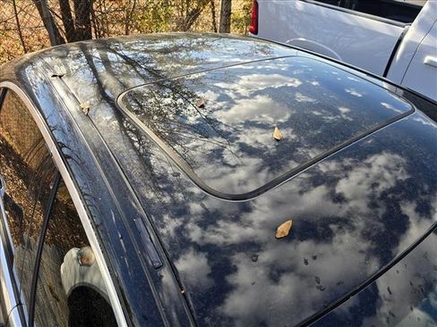 Used 2021 Mercedes-Benz C 300 Sedan image 10