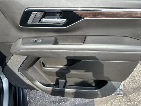 Certified 2025 Chevrolet Tahoe LT AWD/4WD image 21