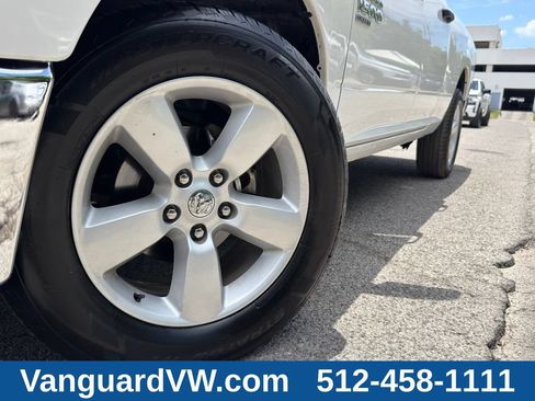 Used 2024 RAM 1500 Classic SLT AWD/4WD image 4