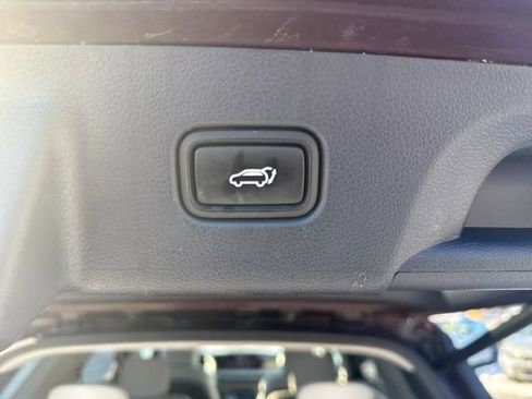 Used 2023 Hyundai Palisade Limited AWD/4WD image 50