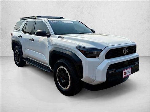 Certified 2025 Toyota 4Runner TRD Off-Road Premium AWD/4WD image 3
