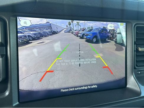 New 2025 Ford Bronco Badlands image 9