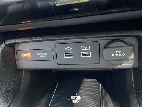 Used 2023 Honda Civic Touring image 37