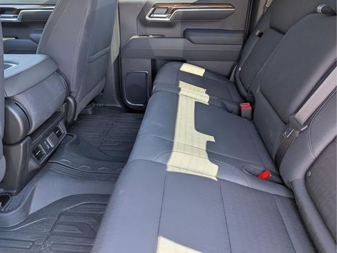 New 2025 GMC Sierra 1500 Elevation image 14