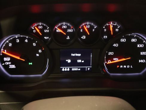 Used 2024 Chevrolet Silverado 1500 Custom Trail Boss w/ Dark Appearance Package image 4