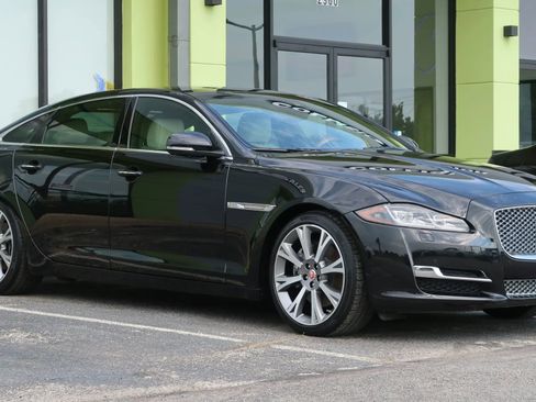 Used 2019 Jaguar XJ L Portfolio image 5