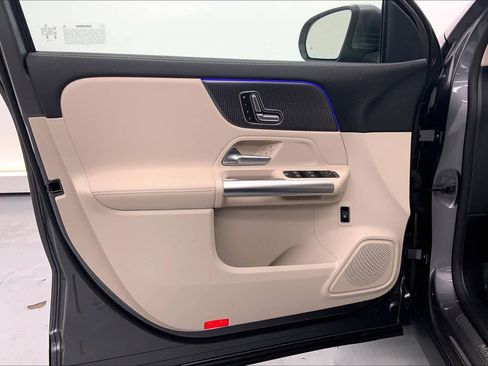 Certified 2023 Mercedes-Benz GLA 250 image 19