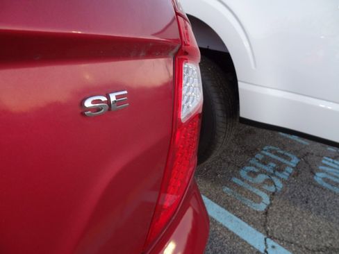 Used 2012 Ford Fusion SE image 6