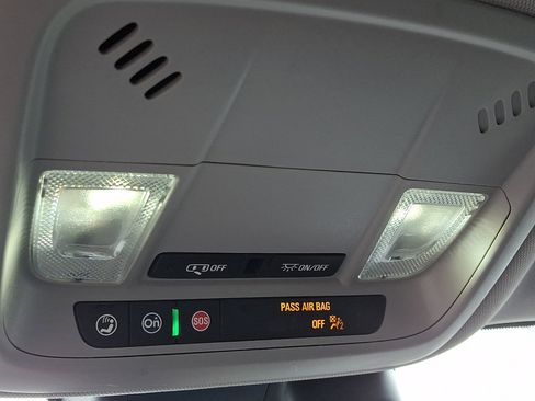 Used 2023 Chevrolet Malibu LT image 32