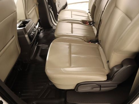 Used 2021 Ford Expedition Max XLT image 13