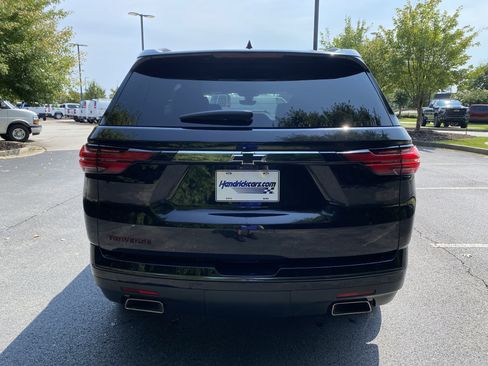 Used 2023 Chevrolet Traverse Premier w/ Redline Edition FWD image 8