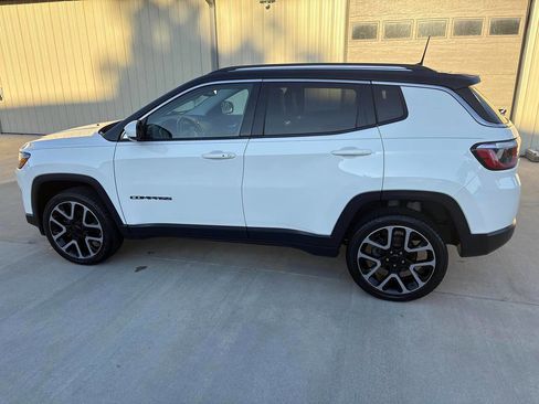 Used 2018 Jeep Compass Limited w/ Navigation Group image 8