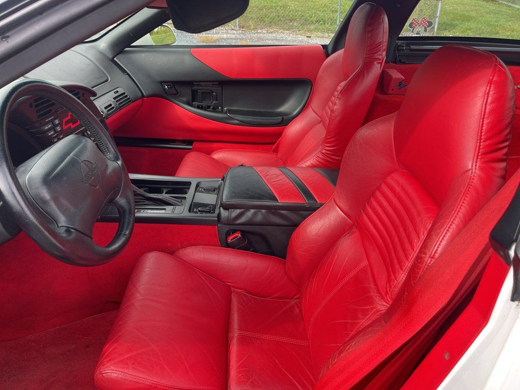 Used 1996 Chevrolet Corvette Coupe RWD image 18
