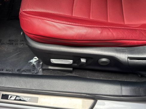 Used 2021 Lexus IS 350 F Sport RWD image 14