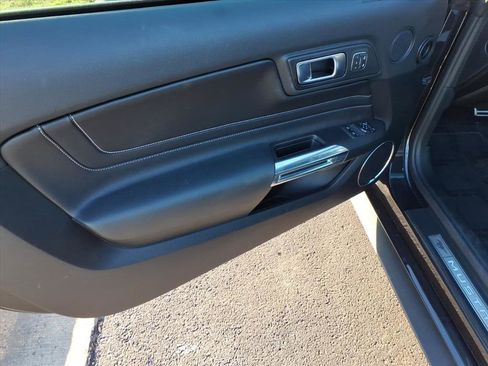 Used 2022 Ford Mustang GT Premium w/ Equipment Group 401A image 8