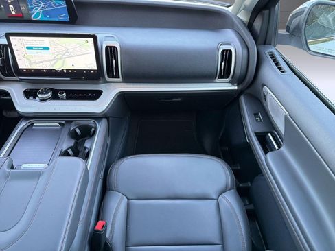 Certified 2025 Ford Expedition Max Active AWD/4WD image 27