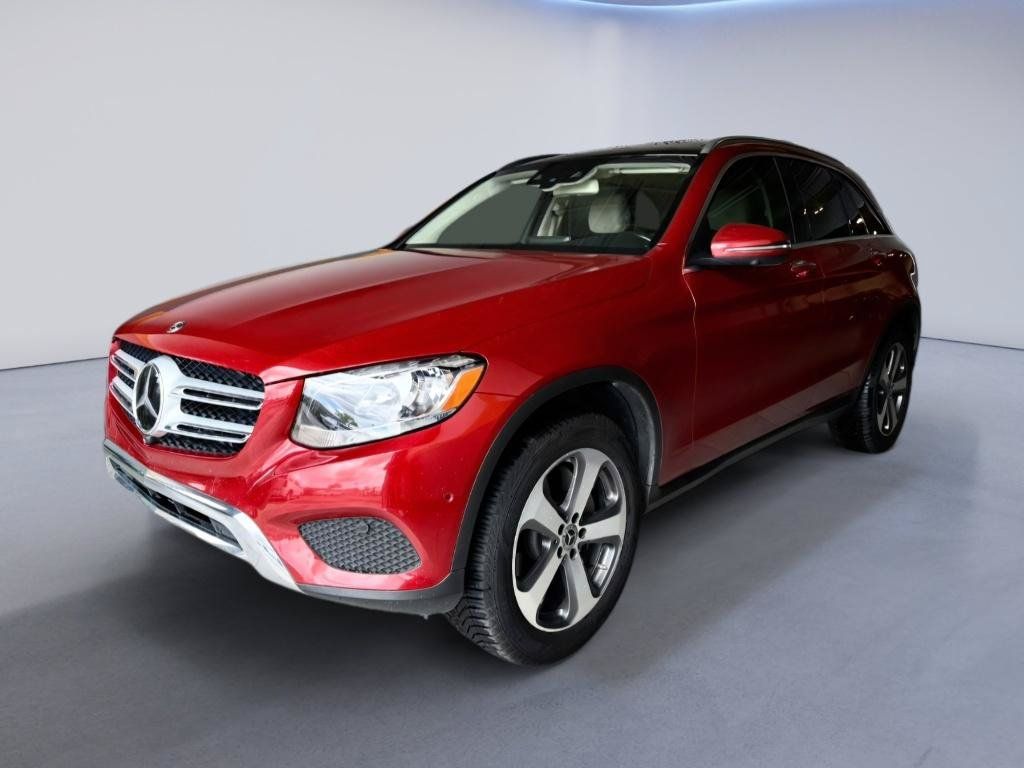 Used 2019 Mercedes-Benz GLC 300 4MATIC image 1