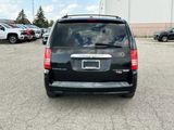 Used 2009 Chrysler Town & Country Touring w/ Entertainment Group #2 image 4