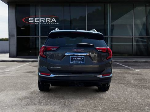 Used 2019 GMC Terrain SLT w/ Preferred Package FWD image 4