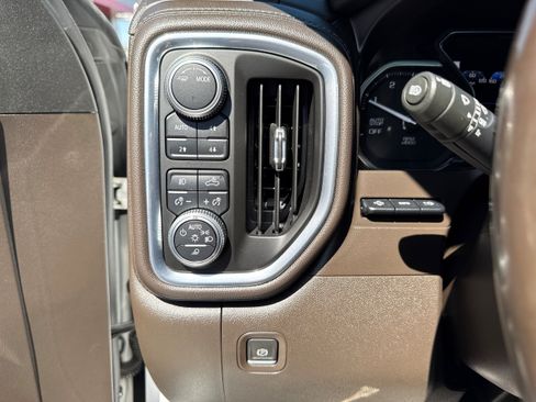Used 2020 GMC Sierra 1500 Denali w/ Denali Ultimate Package AWD/4WD image 19
