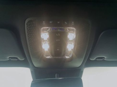 Used 2021 Mercedes-Benz GLB 35 AMG 4MATIC image 20