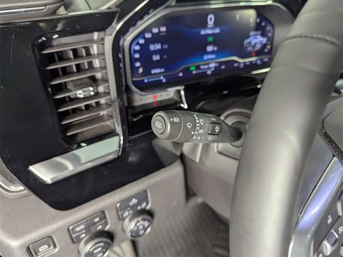 Used 2024 Chevrolet Silverado 1500 LT Trail Boss w/ Protection Package image 21