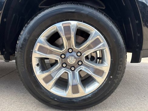 Used 2023 RAM 1500 Limited AWD/4WD image 13