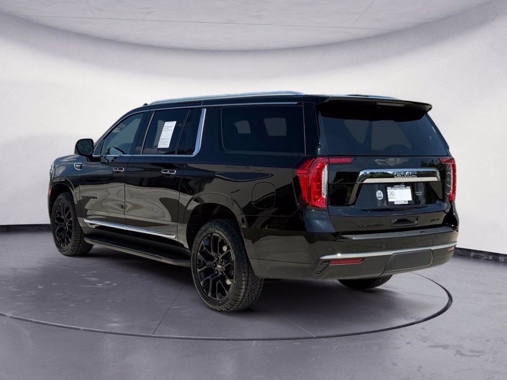 Used 2023 GMC Yukon XL SLT w/ SLT Luxury Package AWD/4WD image 7