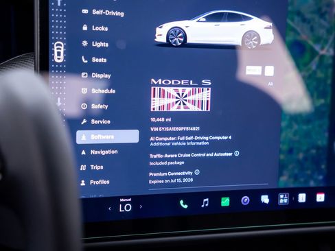 Used 2023 Tesla Model S Plaid AWD/4WD image 31
