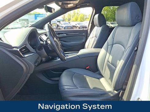 Used 2024 Buick Enclave Premium AWD/4WD image 2