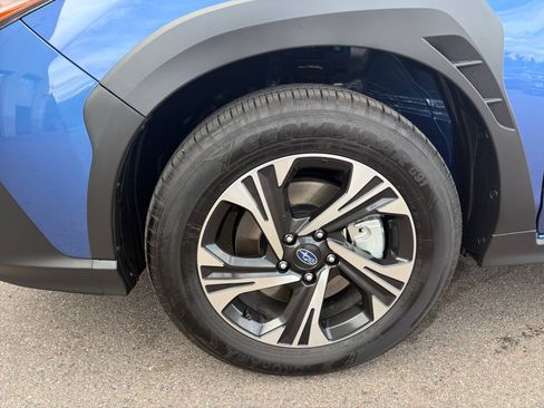 Used 2025 Subaru Crosstrek 2.5i Premium AWD/4WD image 10