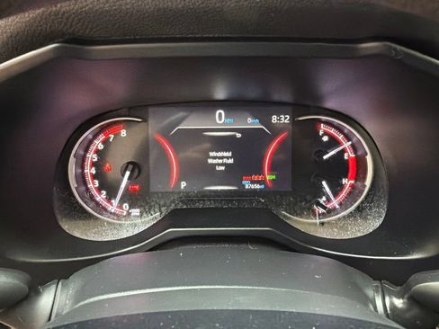 Used 2023 Toyota RAV4 XLE w/ Convenience Package FWD image 23