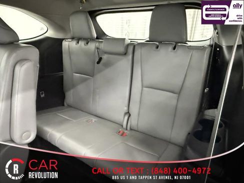 Used 2021 Toyota Highlander XLE image 45